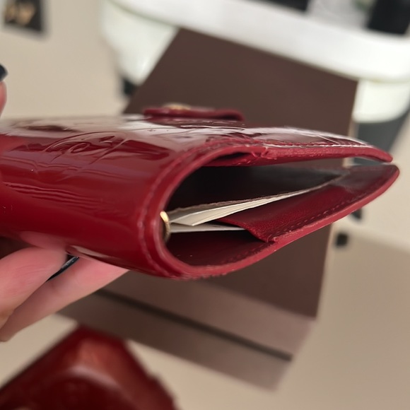 Louis Vuitton Red Vernis Agenda PM with Box🔥🔥🔥 - Picture 9 of 16